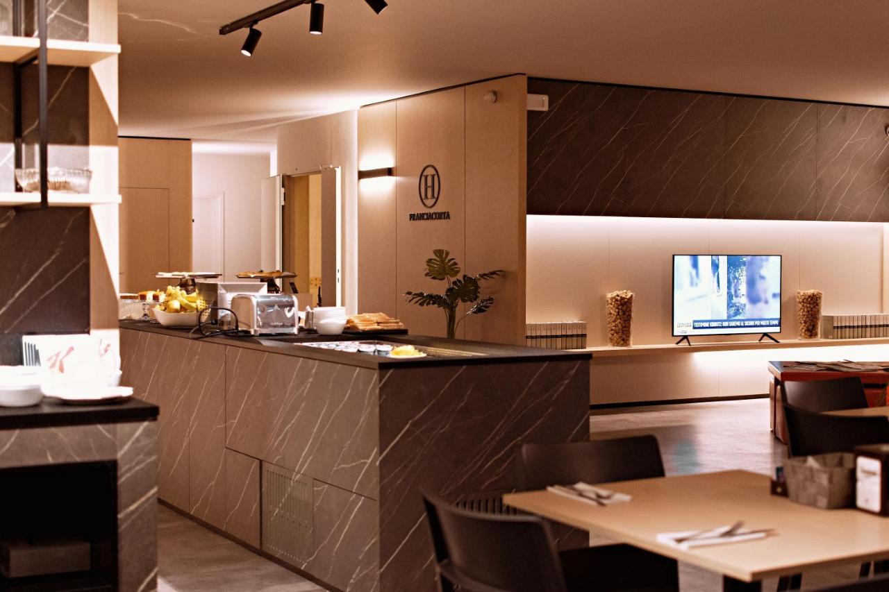 Hotel Franciacorta Paderno Franciacorta Eksteriør bilde
